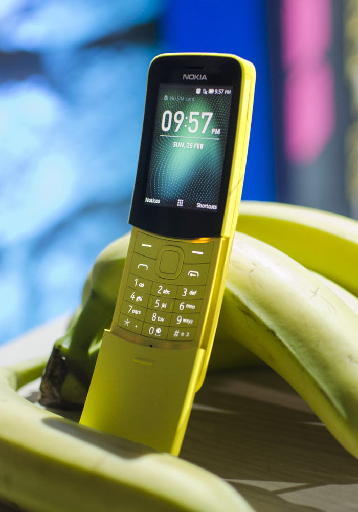 nokia 8110 4g pictures