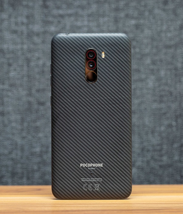 xiaomi pocophone f1 pictures