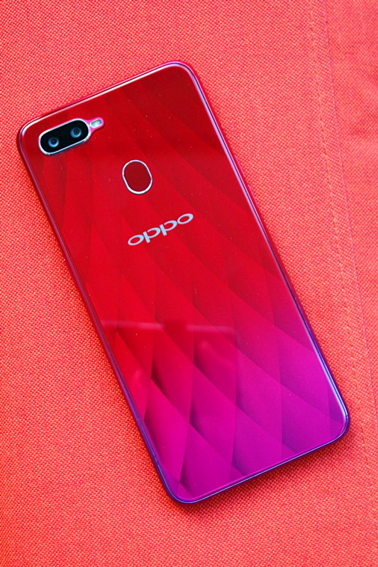 oppo f9 6gb pictures